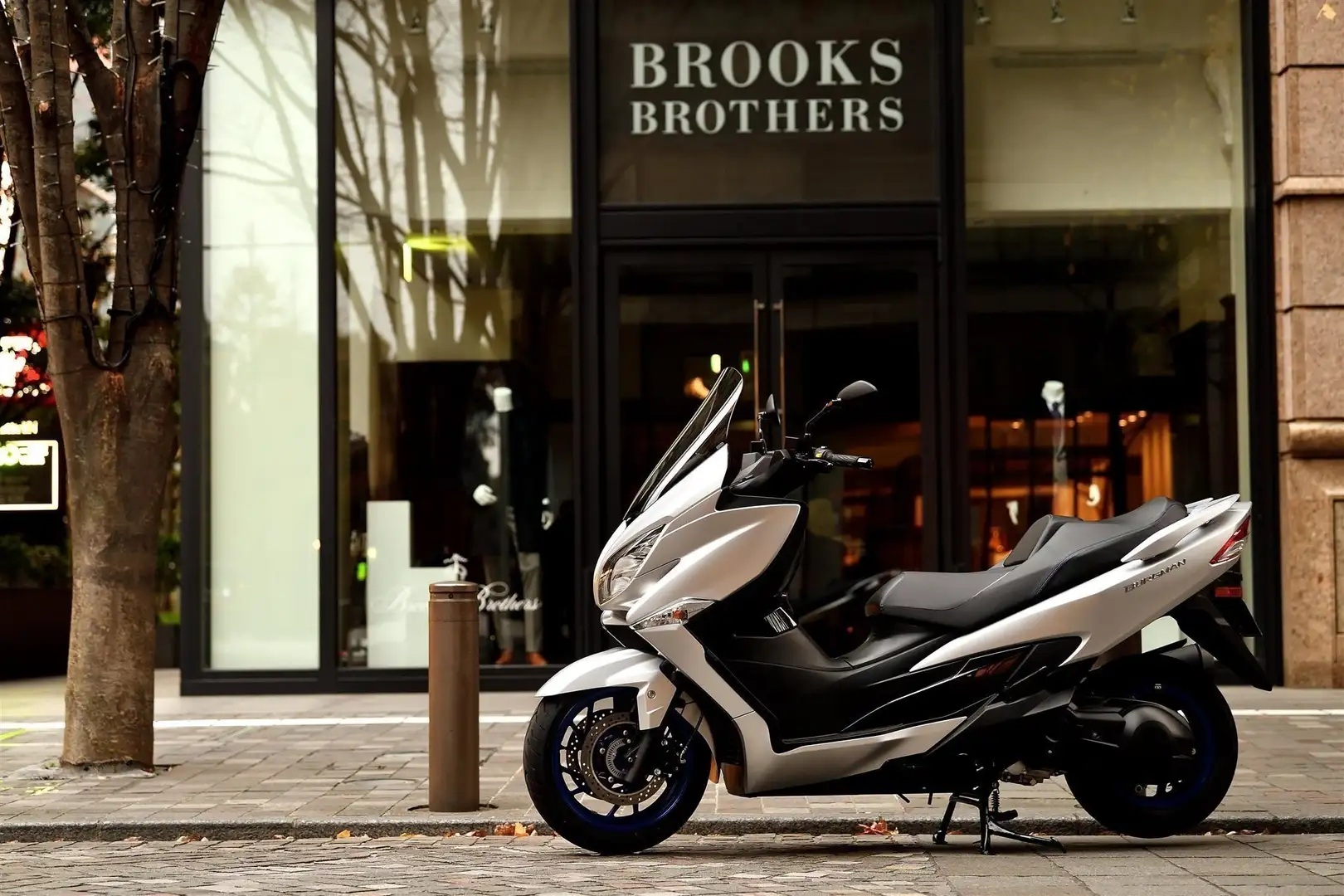 Suzuki Burgman 400 - 2
