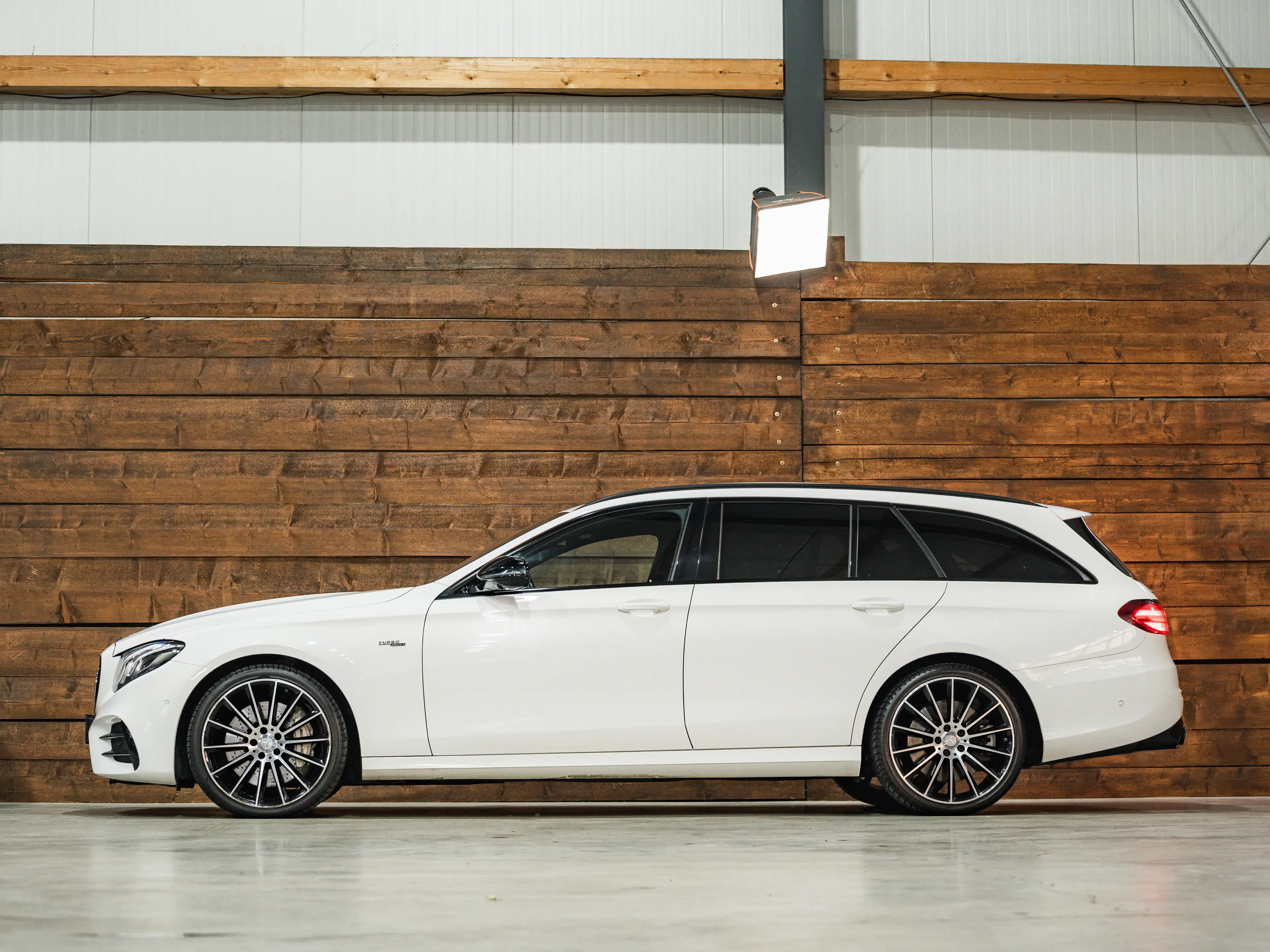 Mercedes-Benz E 53 AMG E 53 AMG T-MODELL 4Matic+*DISTRONIC*STANDHEIZUNG*SCHECKHEFT*GARANTIE — photo 7