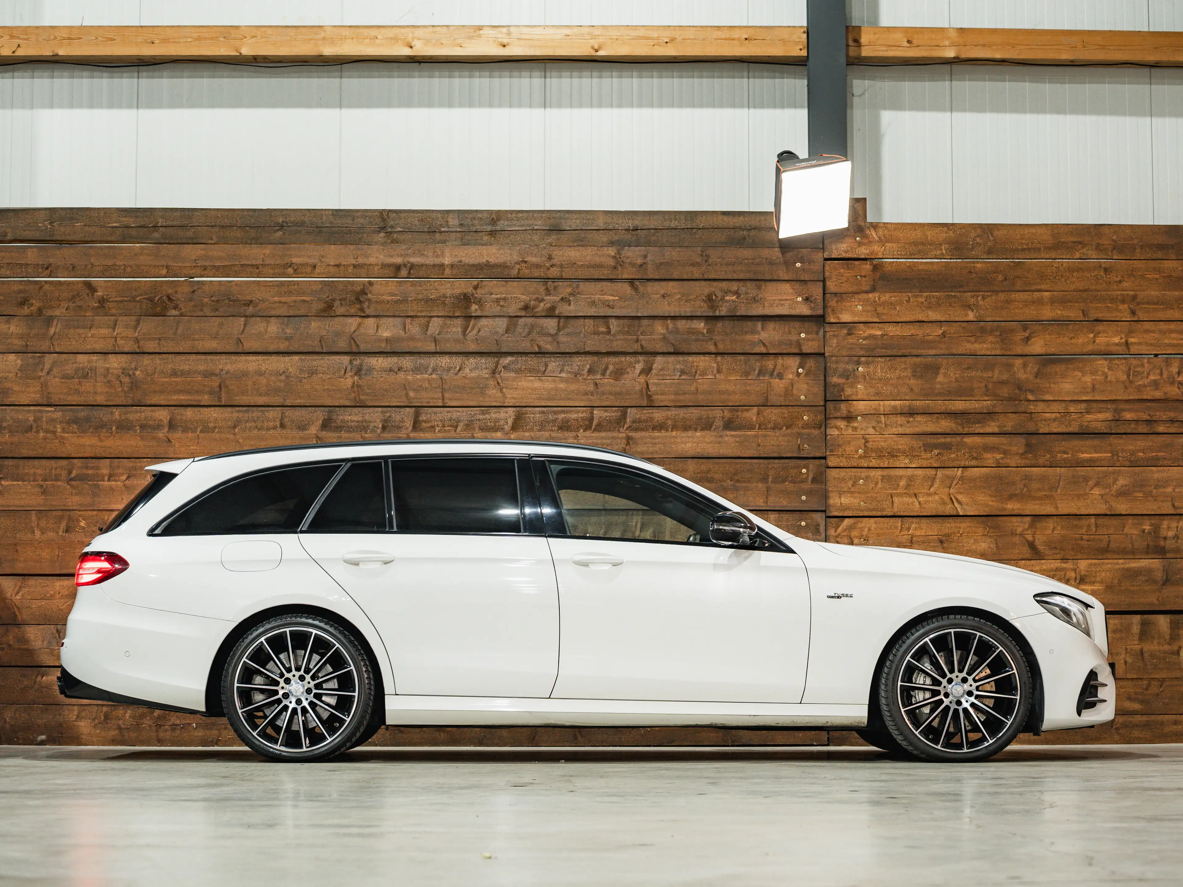 Mercedes-Benz E 53 AMG E 53 AMG T-MODELL 4Matic+*DISTRONIC*STANDHEIZUNG*SCHECKHEFT*GARANTIE — photo 8