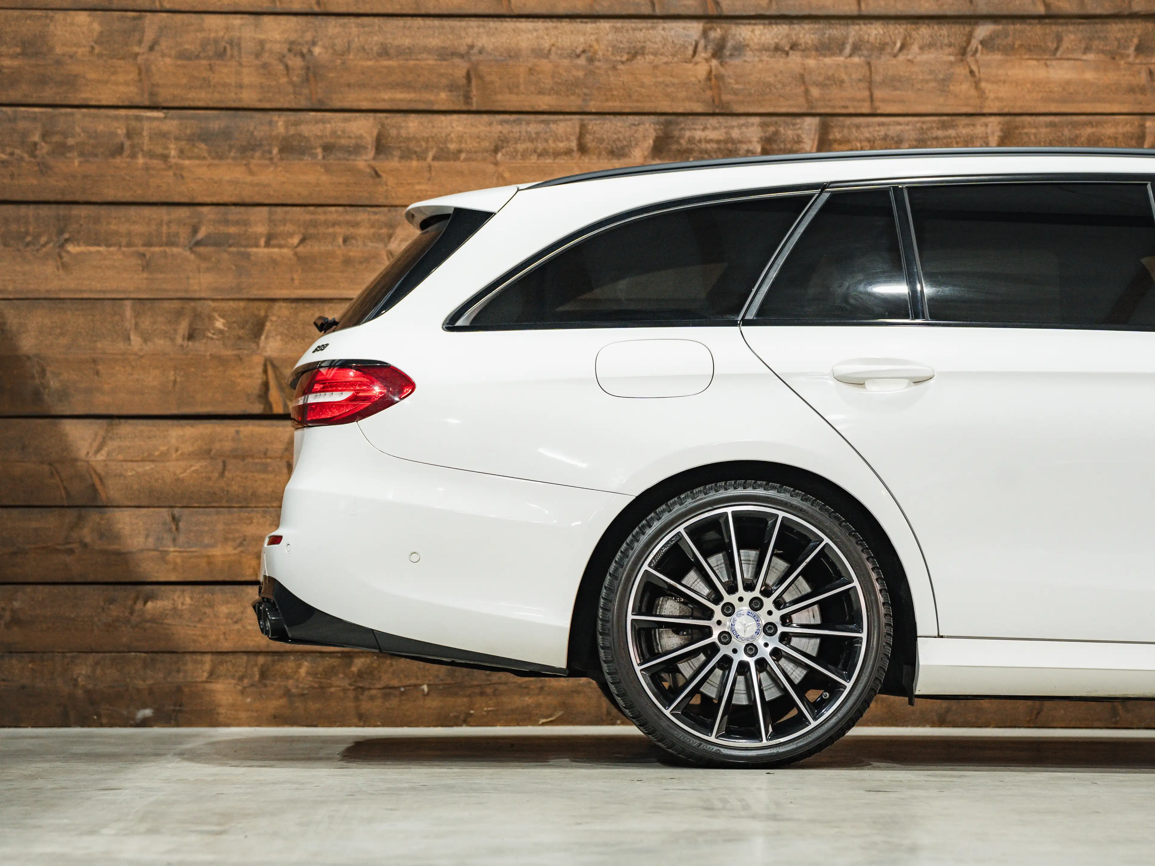 Mercedes-Benz E 53 AMG E 53 AMG T-MODELL 4Matic+*DISTRONIC*STANDHEIZUNG*SCHECKHEFT*GARANTIE — photo 11