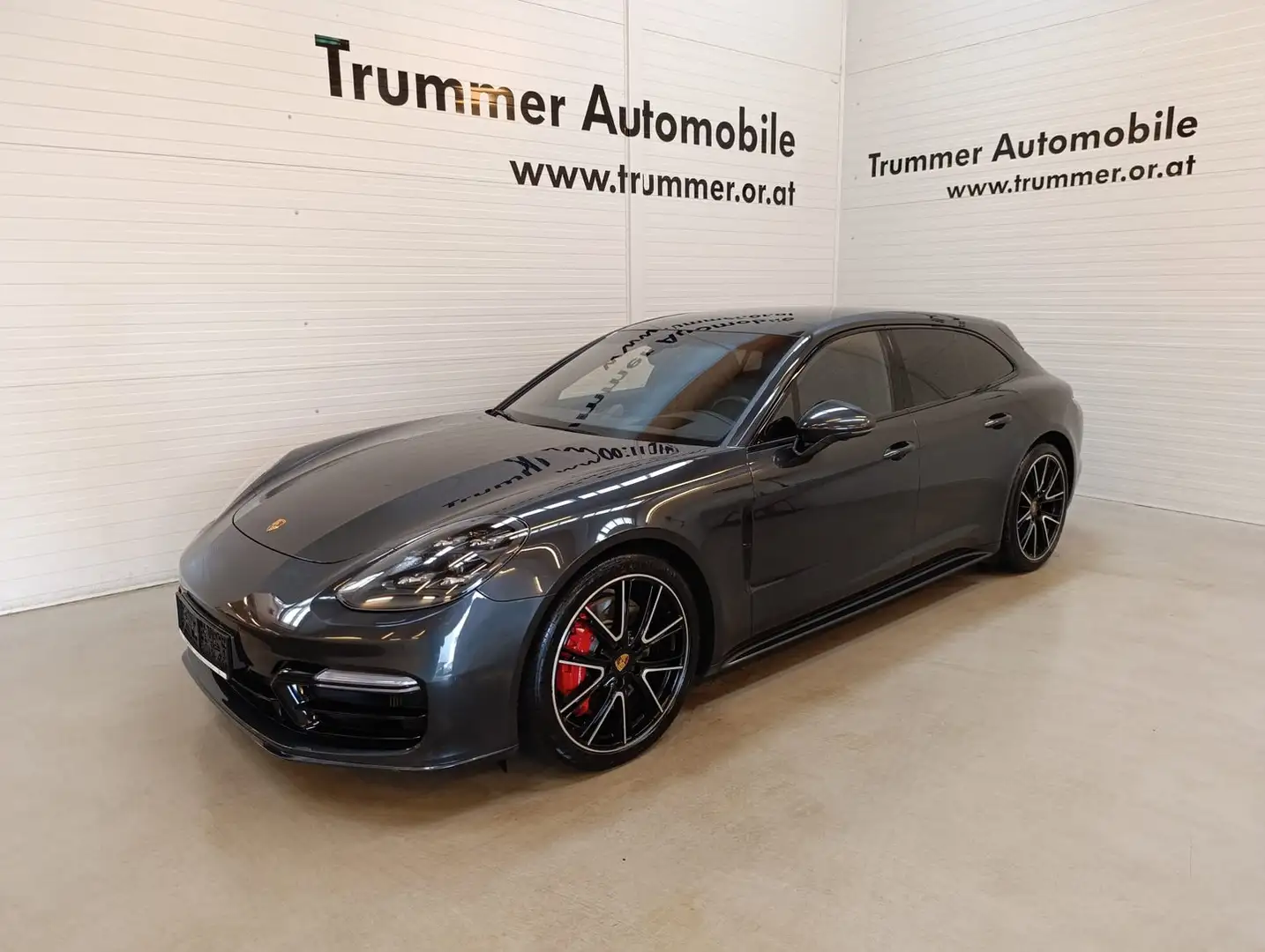 Porsche Panamera Sport Turismo GTS Grau - 1