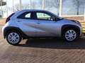 Toyota Aygo X 1.0 VVT-i MT PLAY + ADAPTIVE CRUISE | CAMERA | APP Gris - thumbnail 9