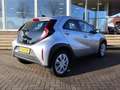 Toyota Aygo X 1.0 VVT-i MT PLAY + ADAPTIVE CRUISE | CAMERA | APP Gris - thumbnail 2