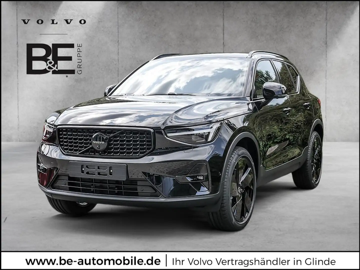 Volvo XC40 B4 Plus Dark Plus Black Edition 2WD LED Schwarz - 1