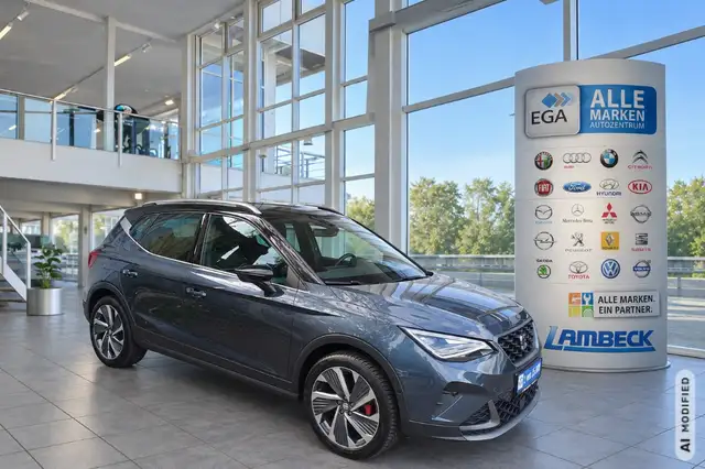 Seat Arona 1.5 TSI FR DSG SHZ KLIMA ALU AHK LED W PAKET NAVI