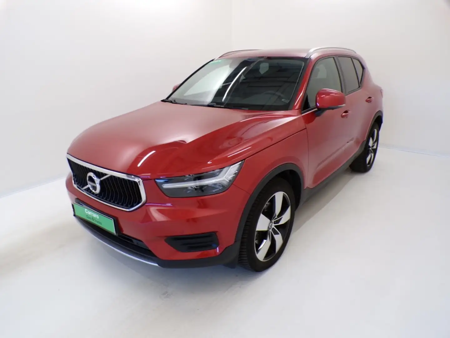Volvo XC40 - XC40 2.0 t4 Momentum awd geartronic Červená - 1
