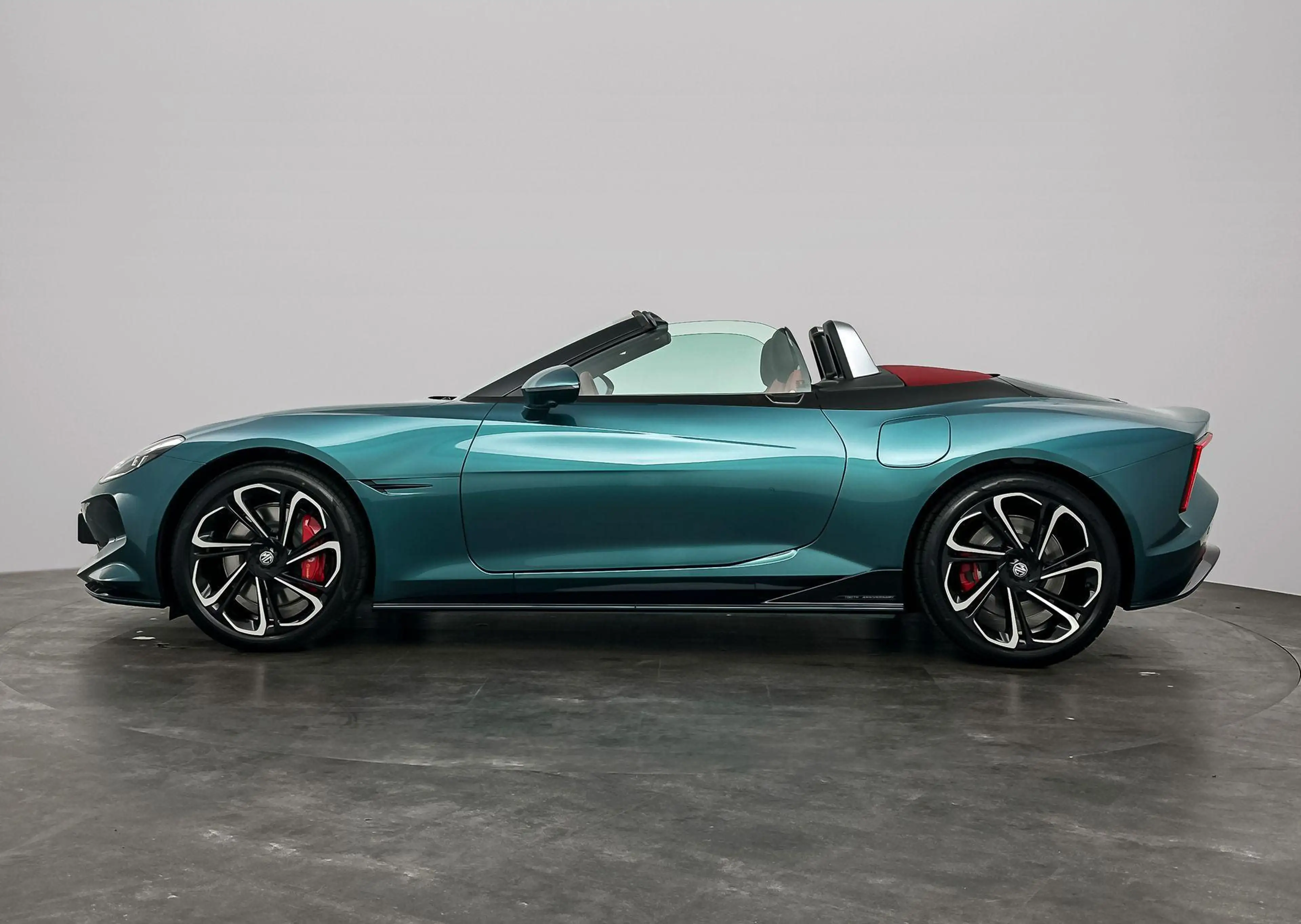 MG Cyberster MG GT 77kWh | Nu in de showroom! | Unieke auto! | — photo 9
