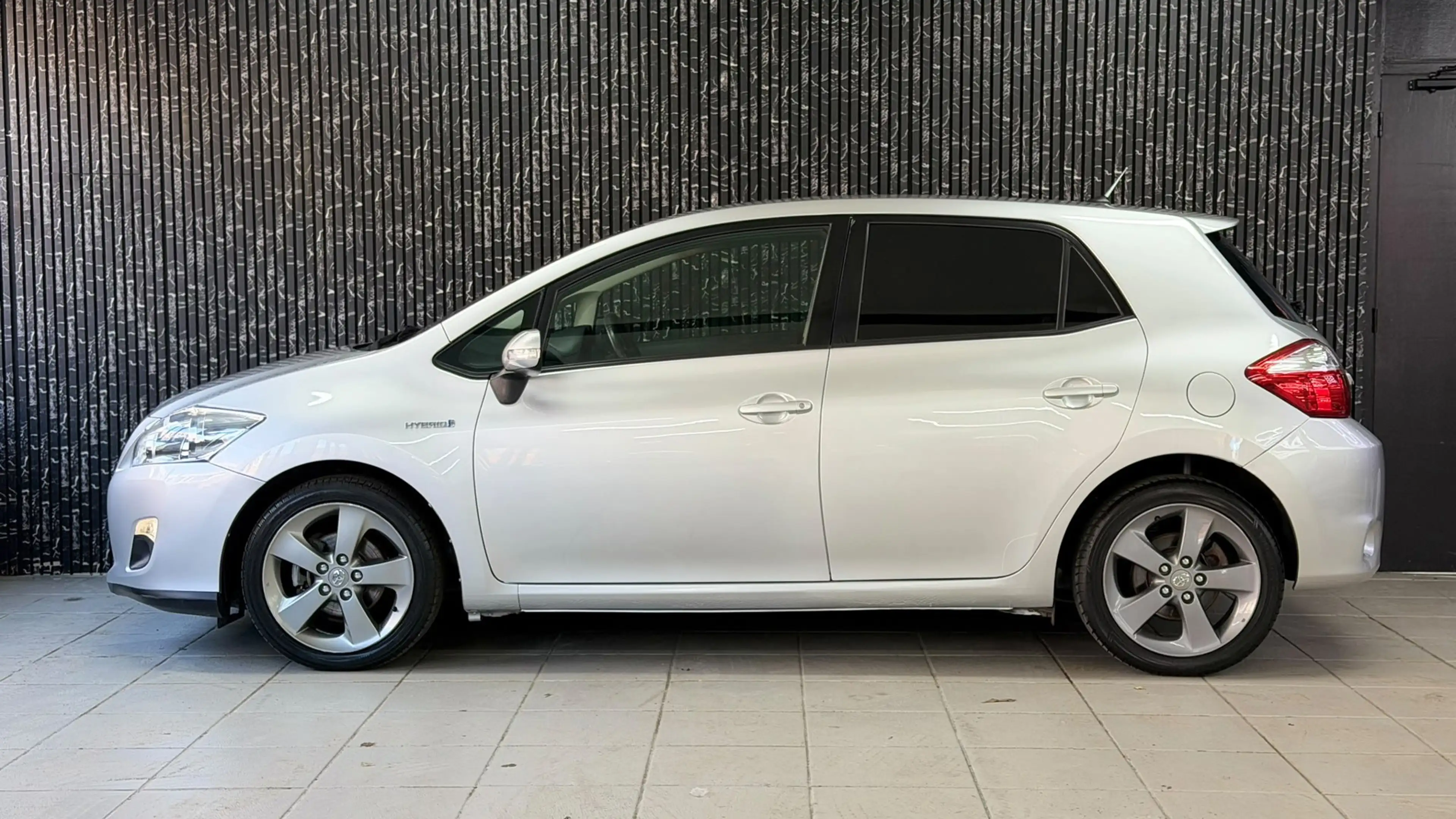 Toyota Auris 1.8 Full Hybrid Business Automaat | Navi | Airco — photo 5