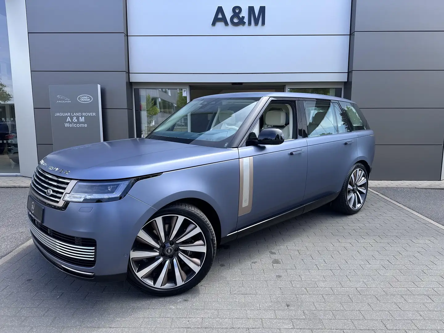 Land Rover Range Rover LWB P615 SV Mer Du Nord 1 of 5 Blauw - 1
