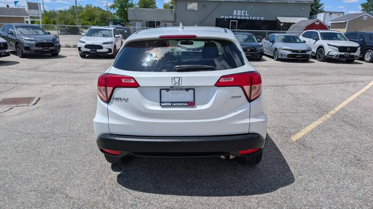 Honda HR-V снимка Honda HR-V