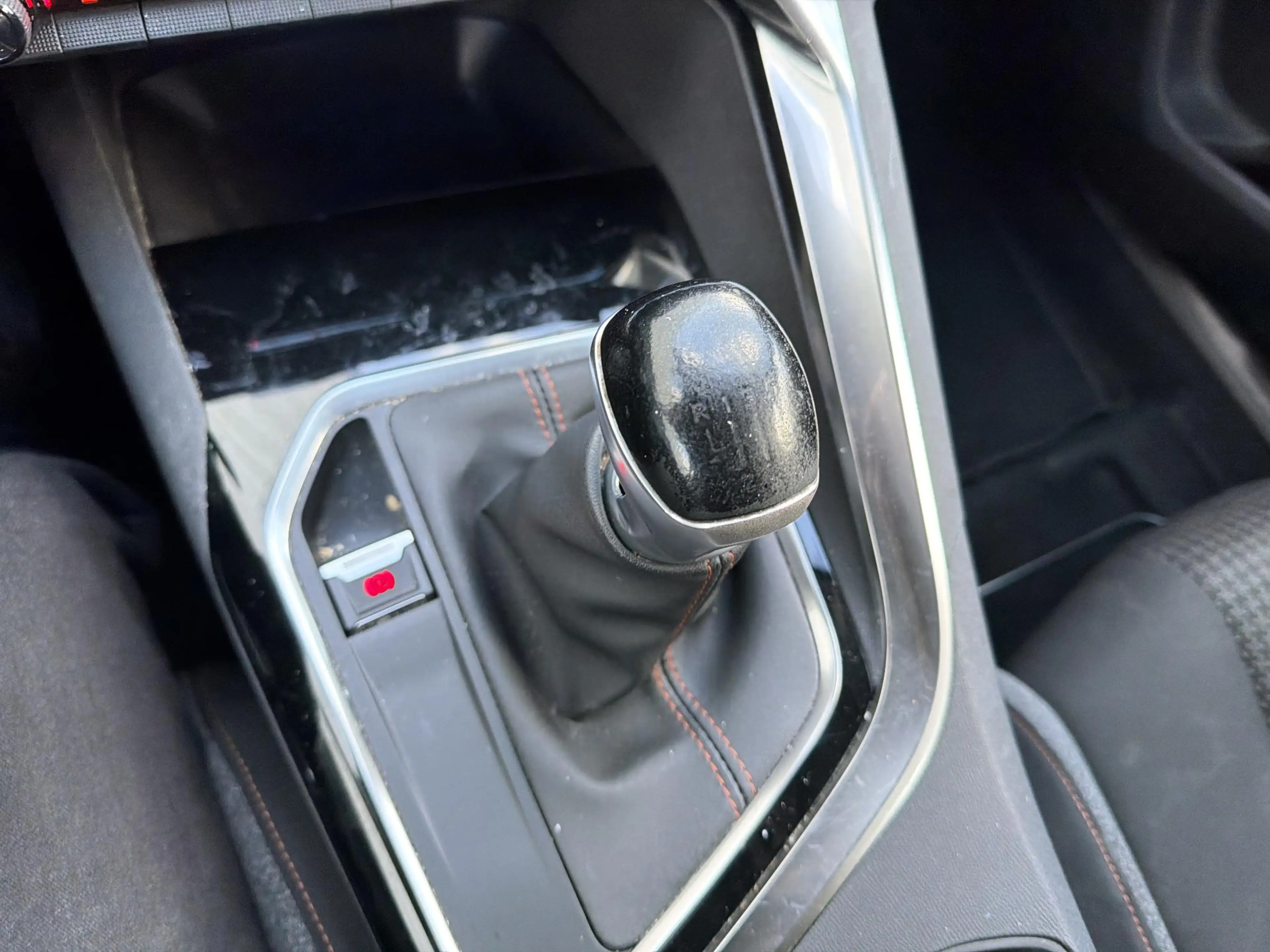Peugeot 5008 1.2 PureTech Access | 7P. | Airco | Cruise | PDC | — photo 14