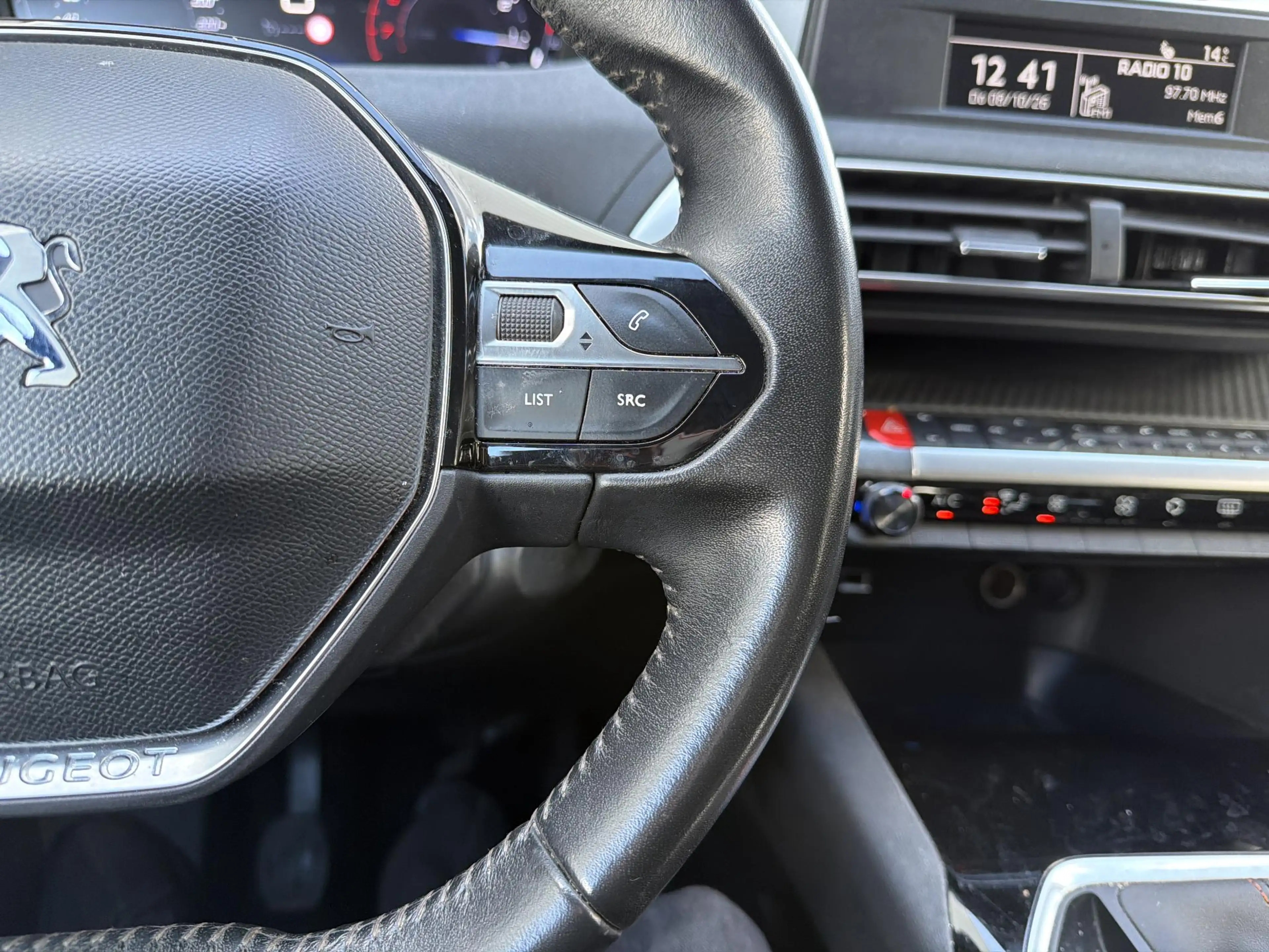 Peugeot 5008 1.2 PureTech Access | 7P. | Airco | Cruise | PDC | — photo 11