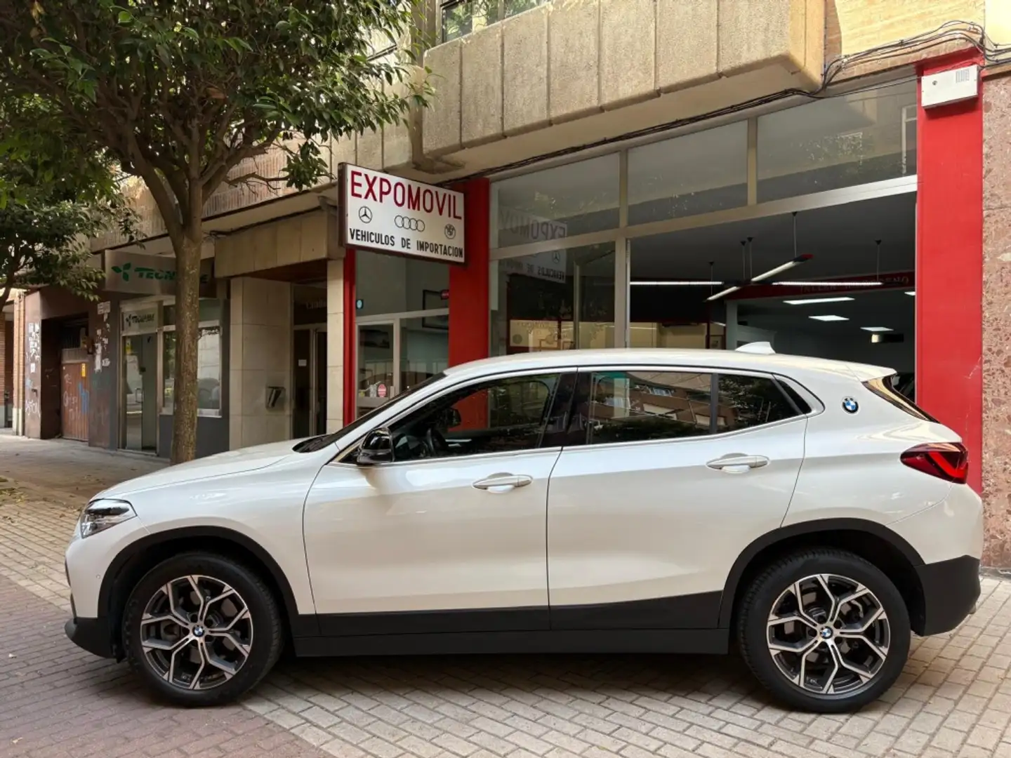BMW X2 sDrive 20dA Blanco - 2