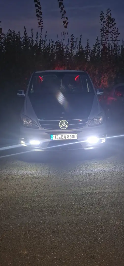 Mercedes-Benz Viano 3.0 CDI lang Automatik X-CLUSIVE DPF - 1