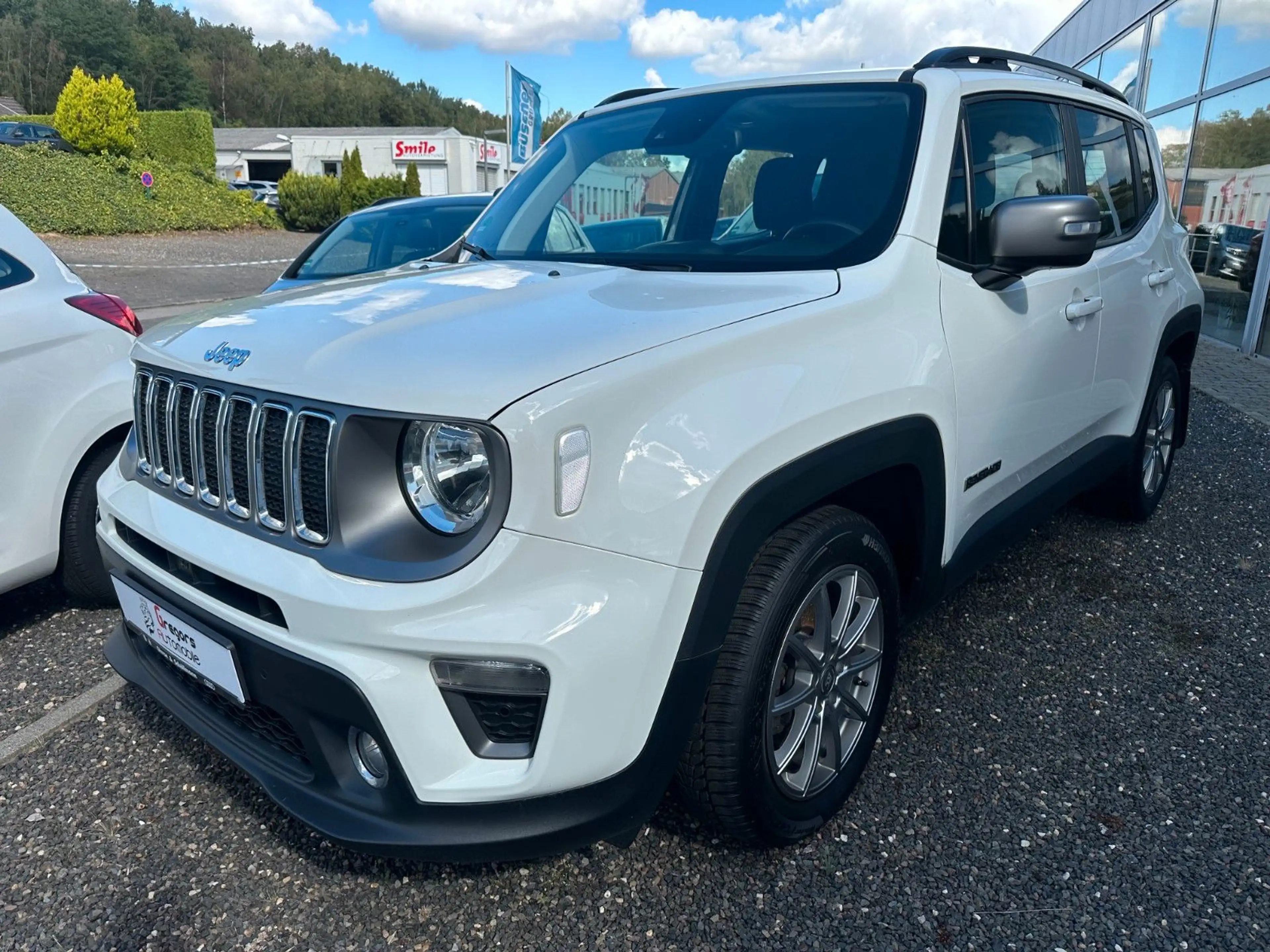 Jeep Renegade Limited FWD — photo 2