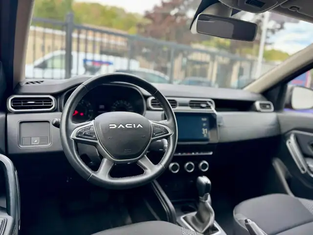 Dacia Duster view 5