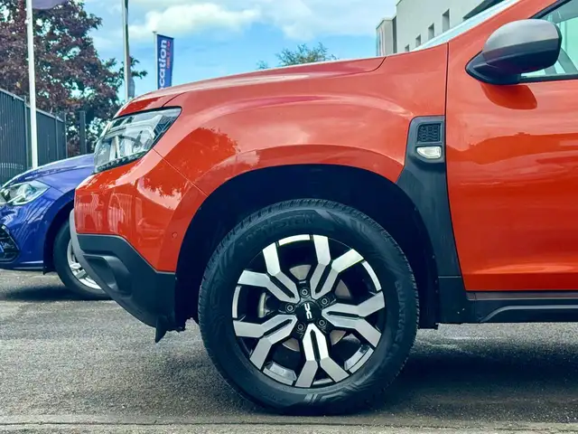 Dacia Duster view 4