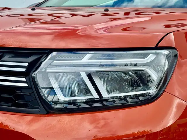 Dacia Duster view 3