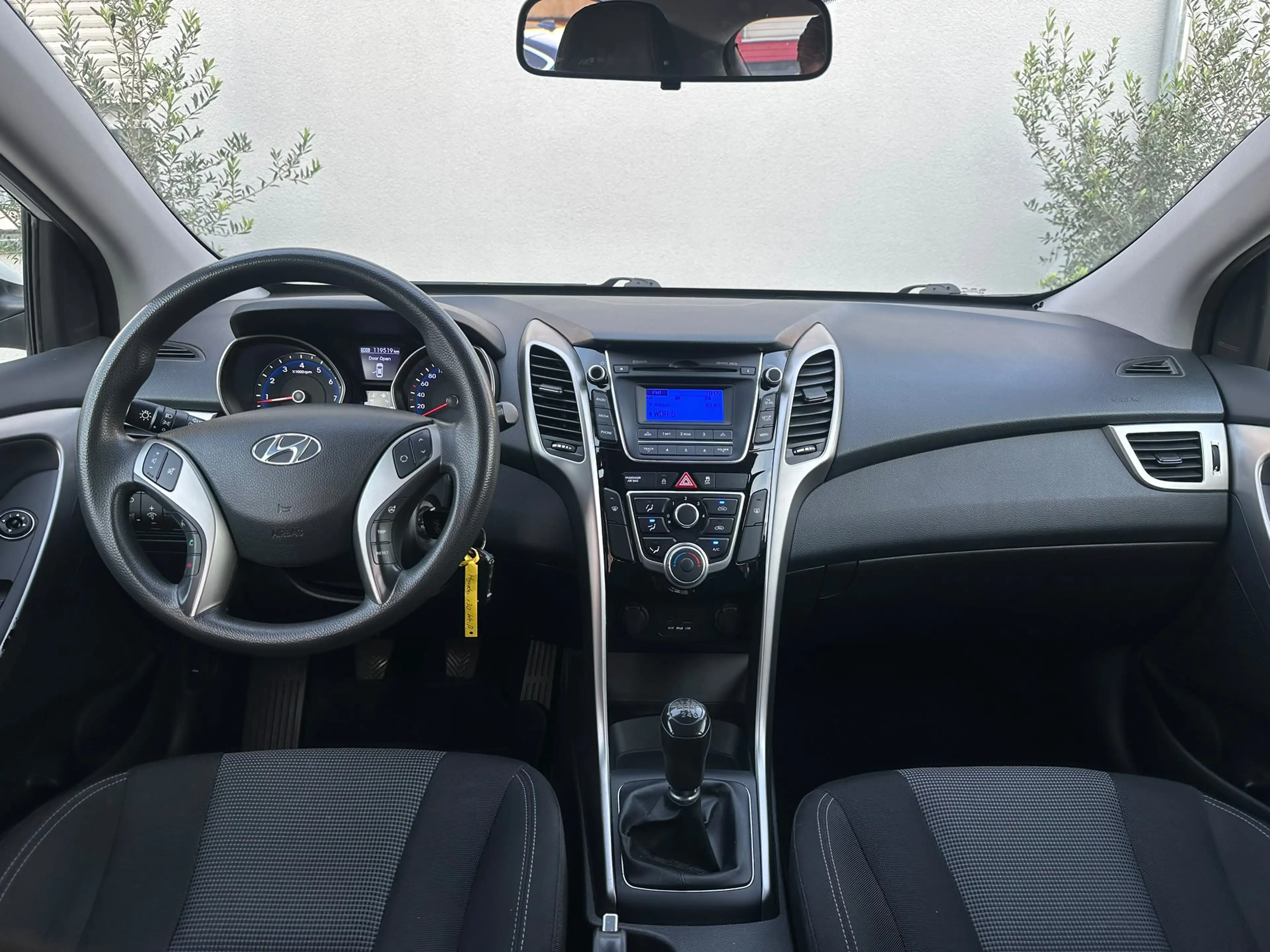 Hyundai i30 1.4 Lim. Classic *PDC*KLIMA*2.HAND*MFL*TÜV — photo 14
