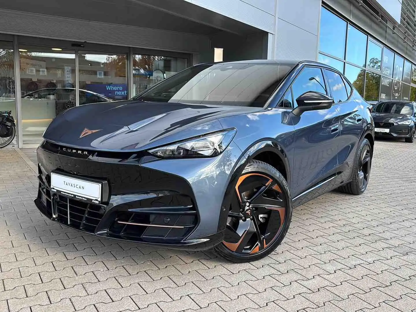 CUPRA Tavascan VZ 4Drive PANO HEAD-UP e-SITZ 21" Blau - 2