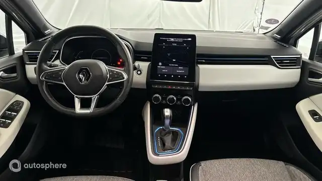 Renault Clio view 11