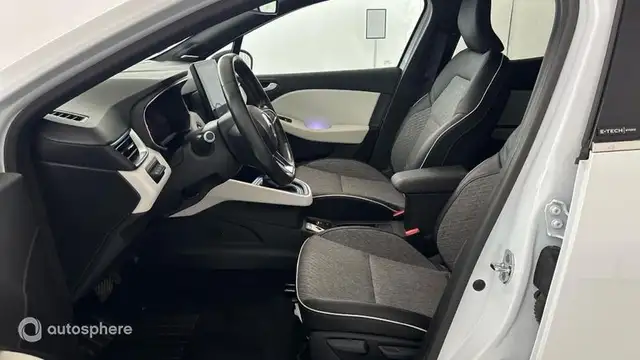Renault Clio view 12