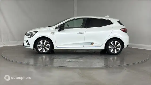Renault Clio view 7
