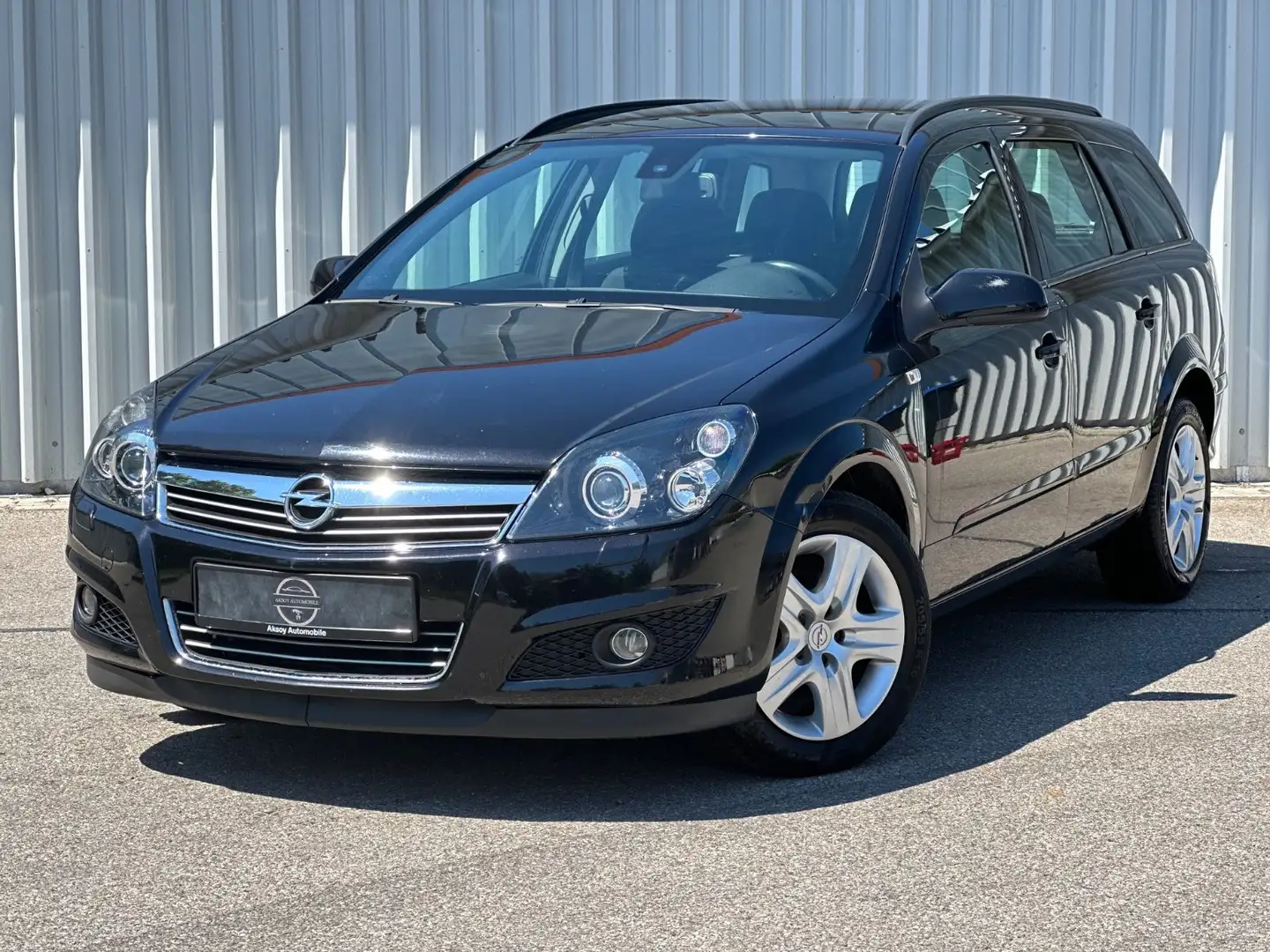 Opel Astra H Caravan 1.6 116PS*KLIMAAT*TÜV*TEMPOMAT* Negro - 1