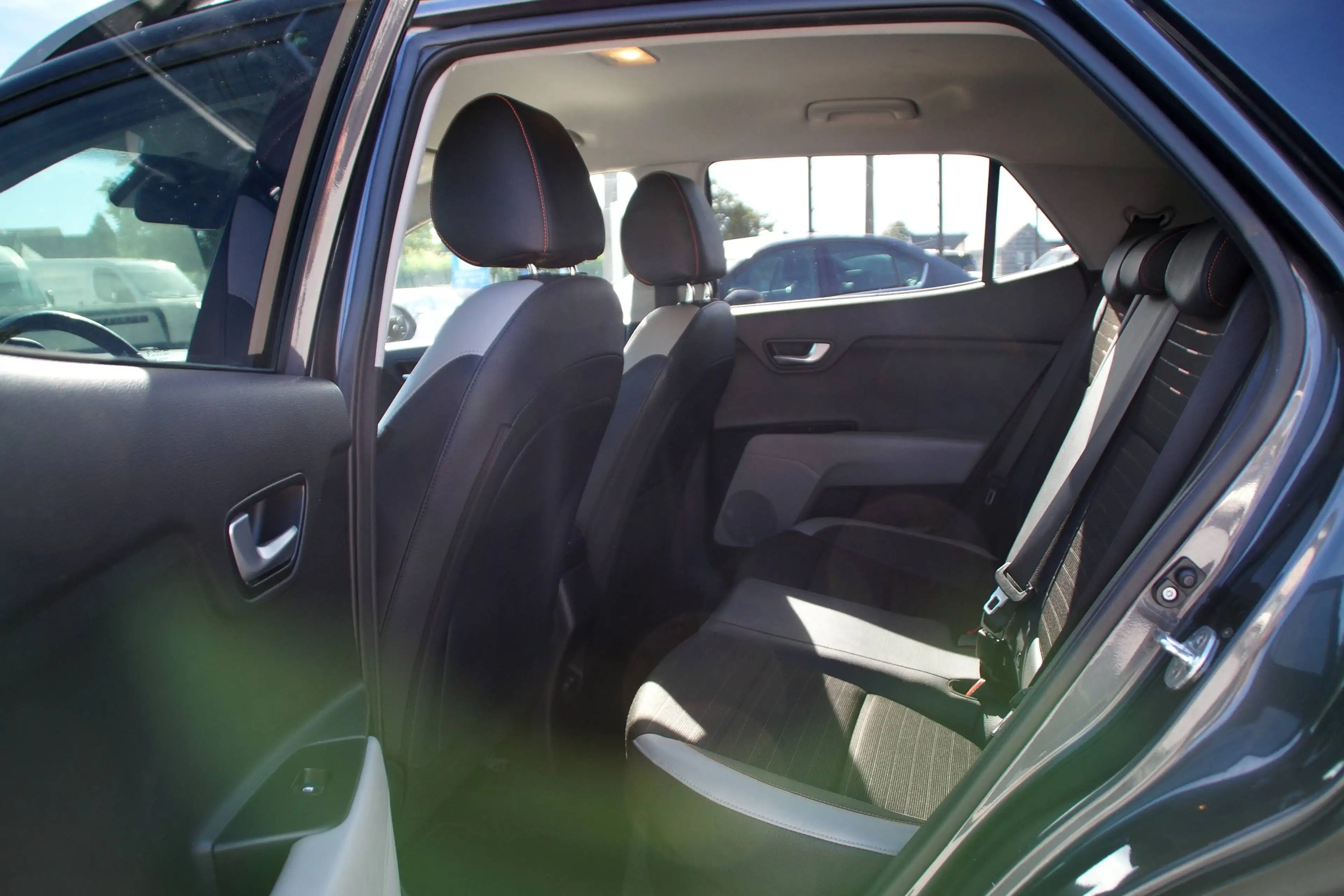 Kia Stonic 1.0 T-GDi _Historique Complet _1er Main _Garantie✅ — photo 15