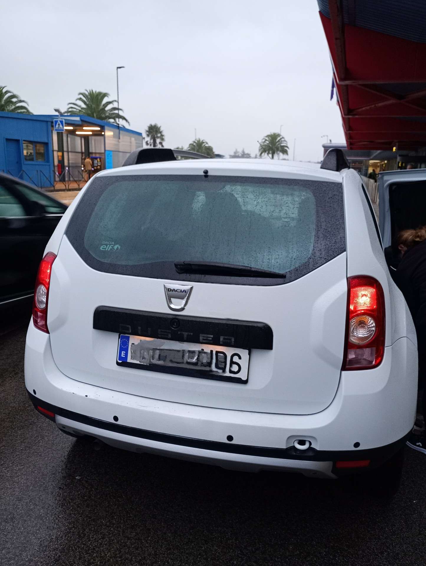 Dacia Duster 1.6 Laureate - foto 1