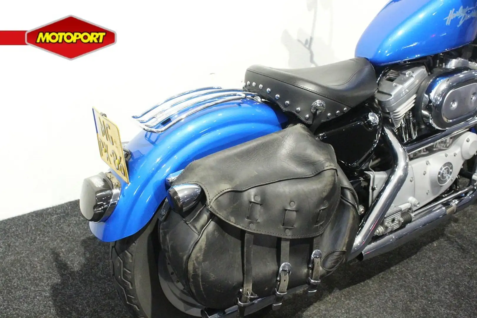 Harley-Davidson XL 883 CUSTOM Blauw - 2