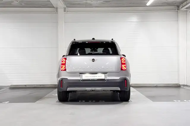 Mini Countryman view 7