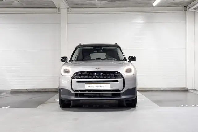 Mini Countryman view 5