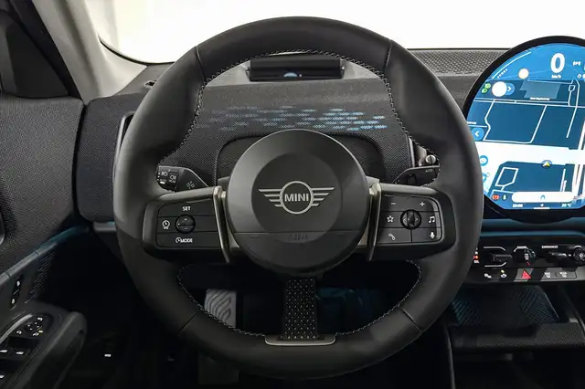 Mini Countryman view 12