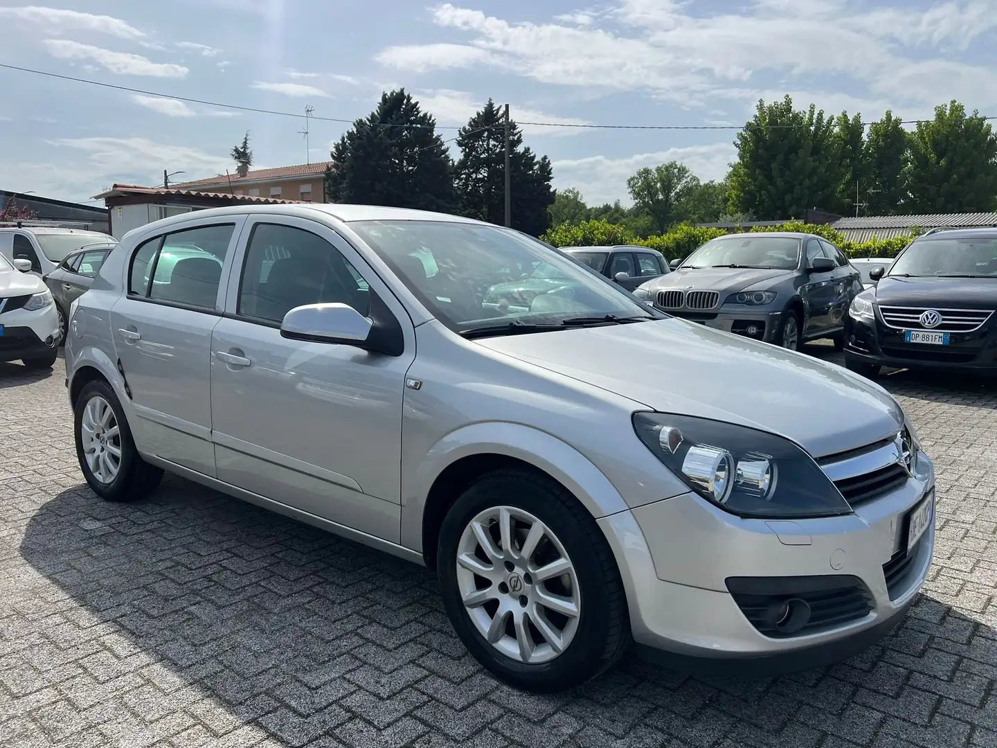 Opel Astra Astra 5p 1.6 twinport Cosmo Argento - 2