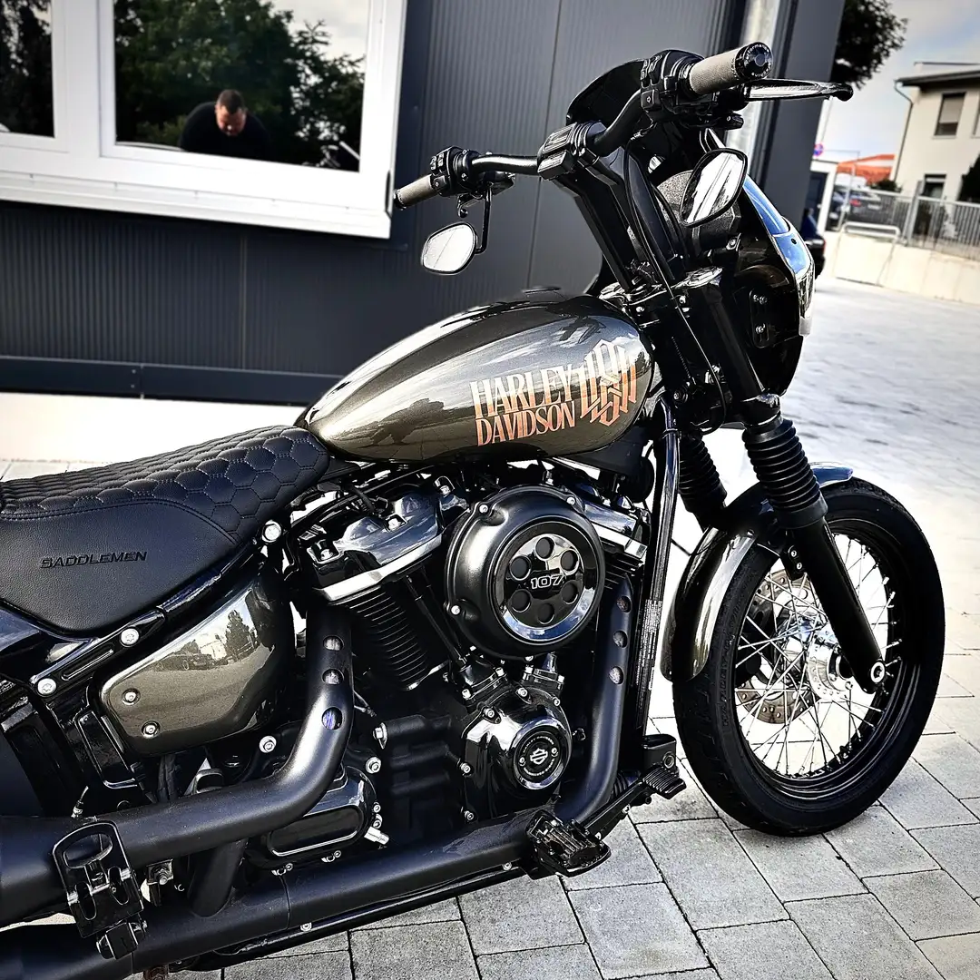 Harley-Davidson Softail Clubstyle Grün - 1