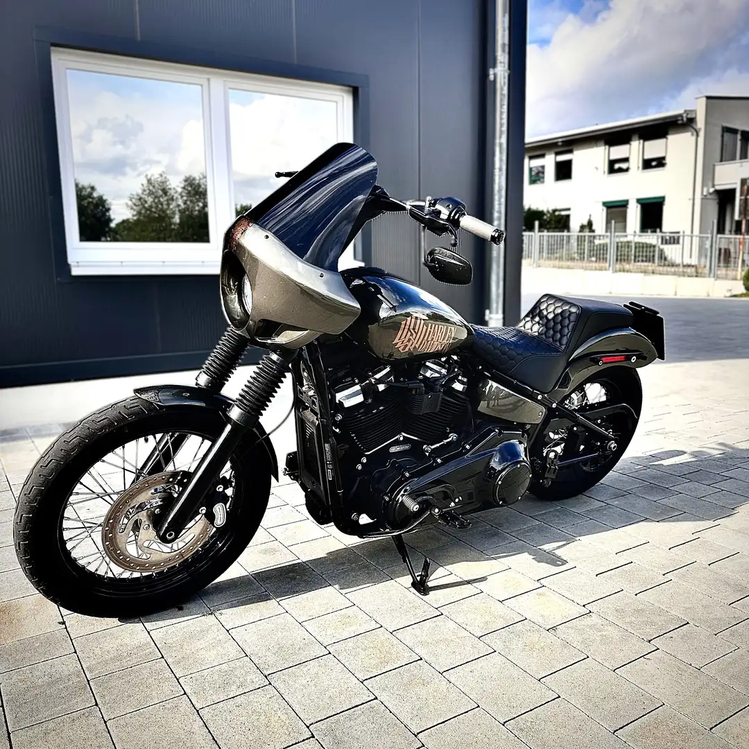 Harley-Davidson Softail Clubstyle Grün - 2