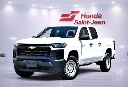 White 2024 Chevrolet Colorado Pickup Truck Four-Wheel Drive 8-Speed Automatic