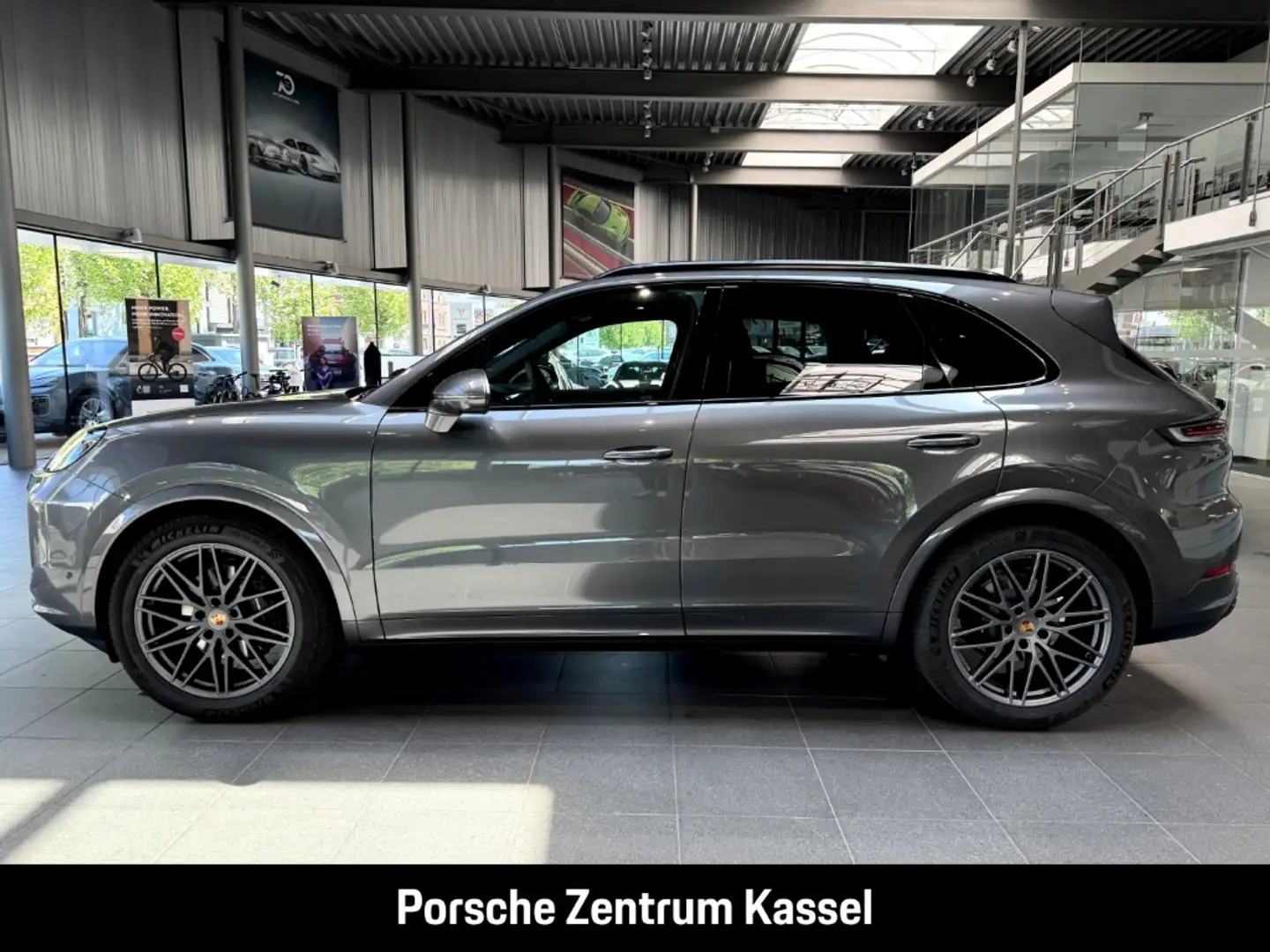 Porsche Cayenne Grau - 2