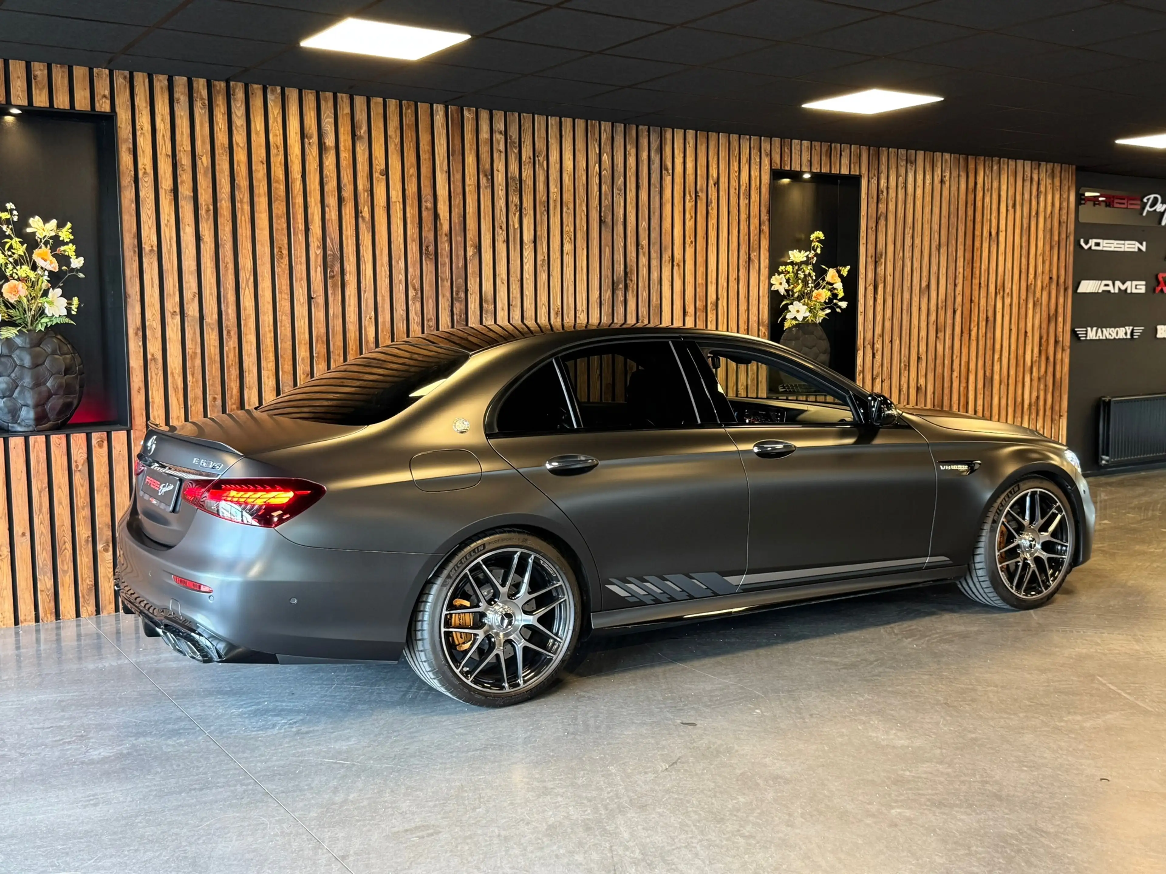 Mercedes-Benz E 63 AMG E63 S 4MATIC+ Final Edition / Keramisch / Softclos — photo 11