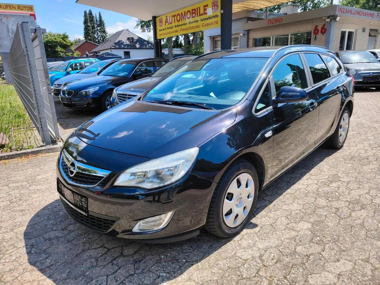 Opel Astra J Sports Tourer Design Edition Nero - 1