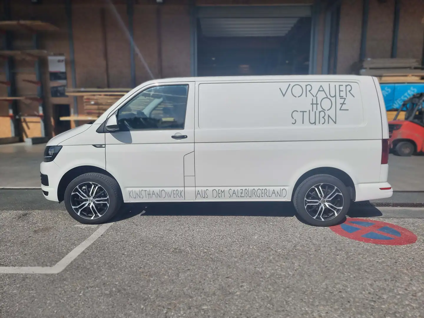 Volkswagen T6 Transporter TransporterL1H1 Weiß - 2