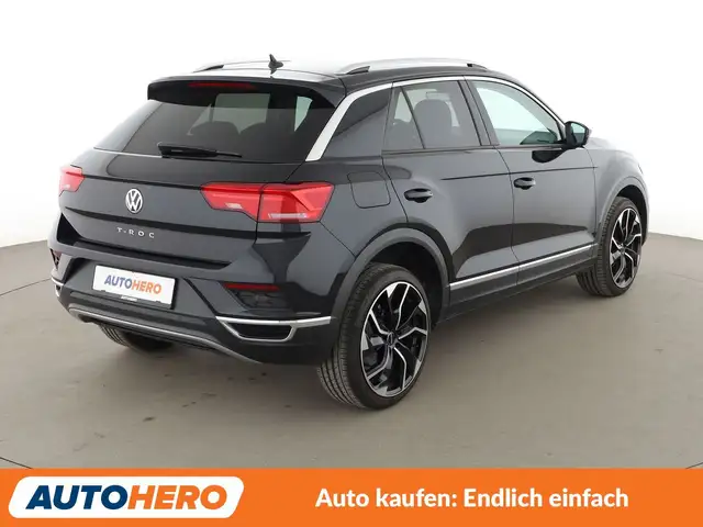 Volkswagen T-Roc view 6