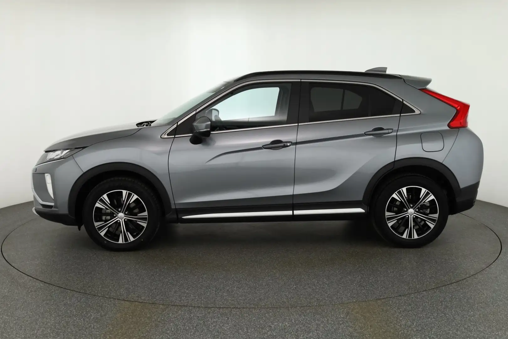 Mitsubishi Eclipse Cross 1.5 T-MIVEC Diamant Edition 360° Grau - 2