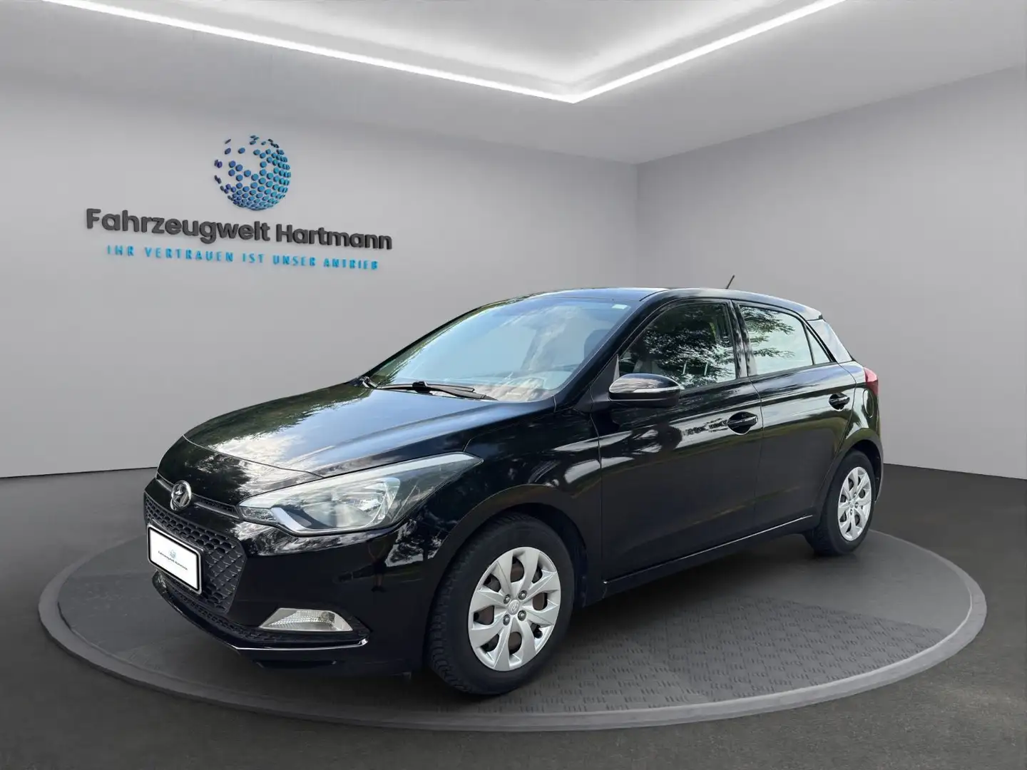 Hyundai i20 *Scheckheft*Service Neu*86.435km* Negro - 1