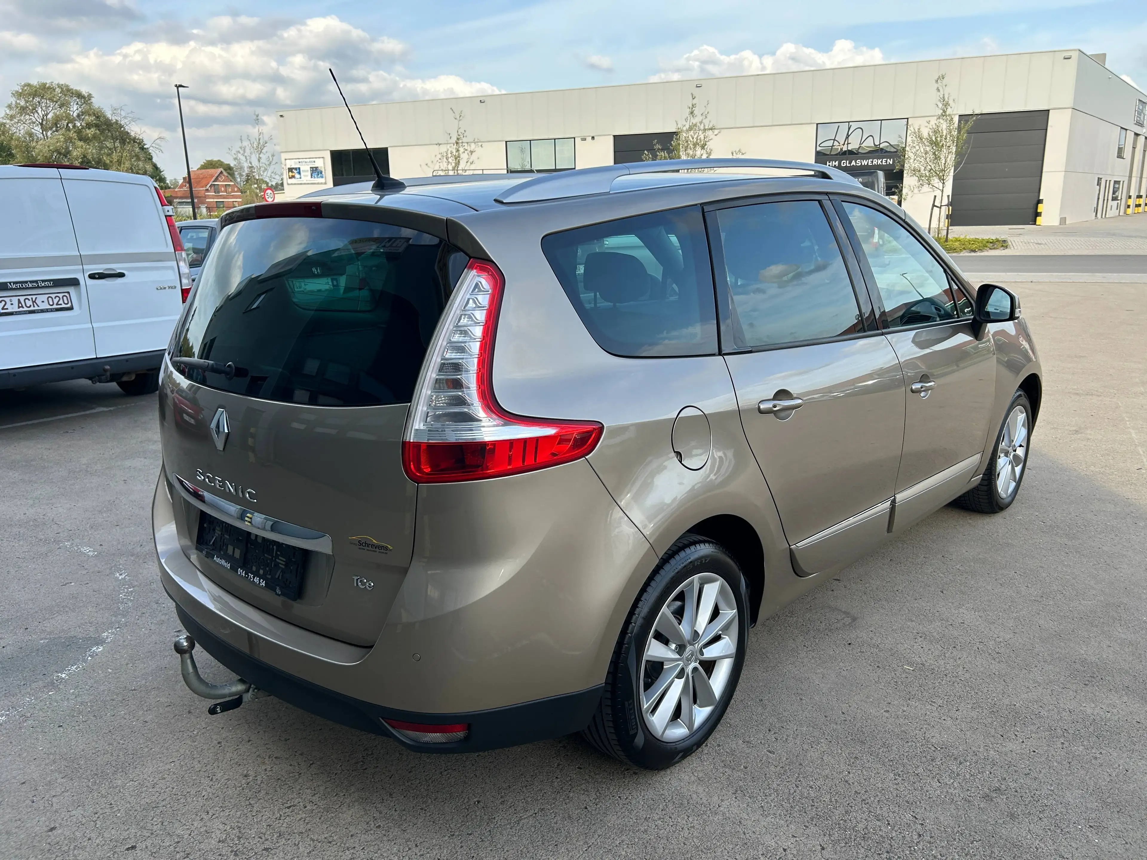 Renault Scenic — photo 3