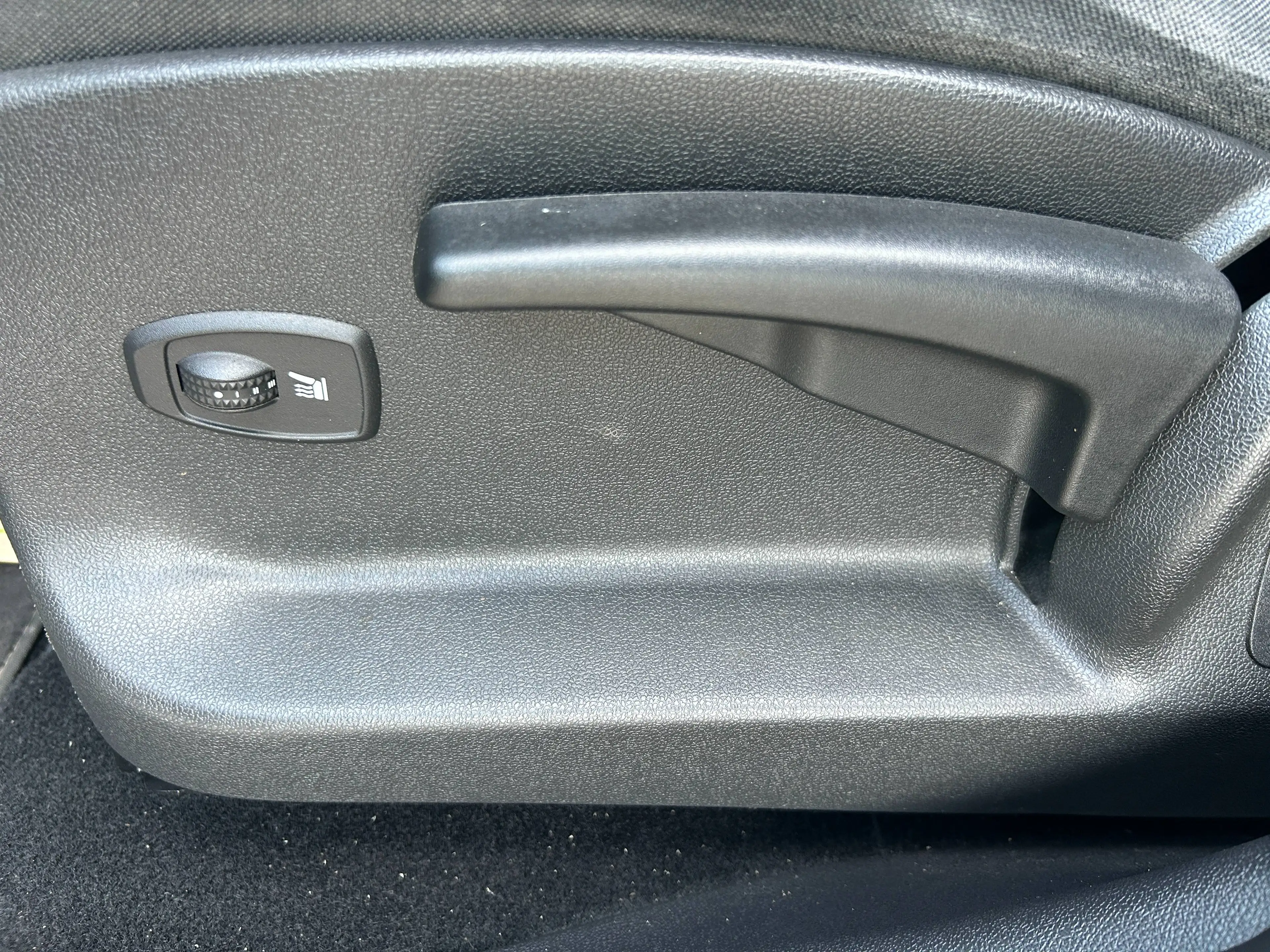 Renault Scenic — photo 12