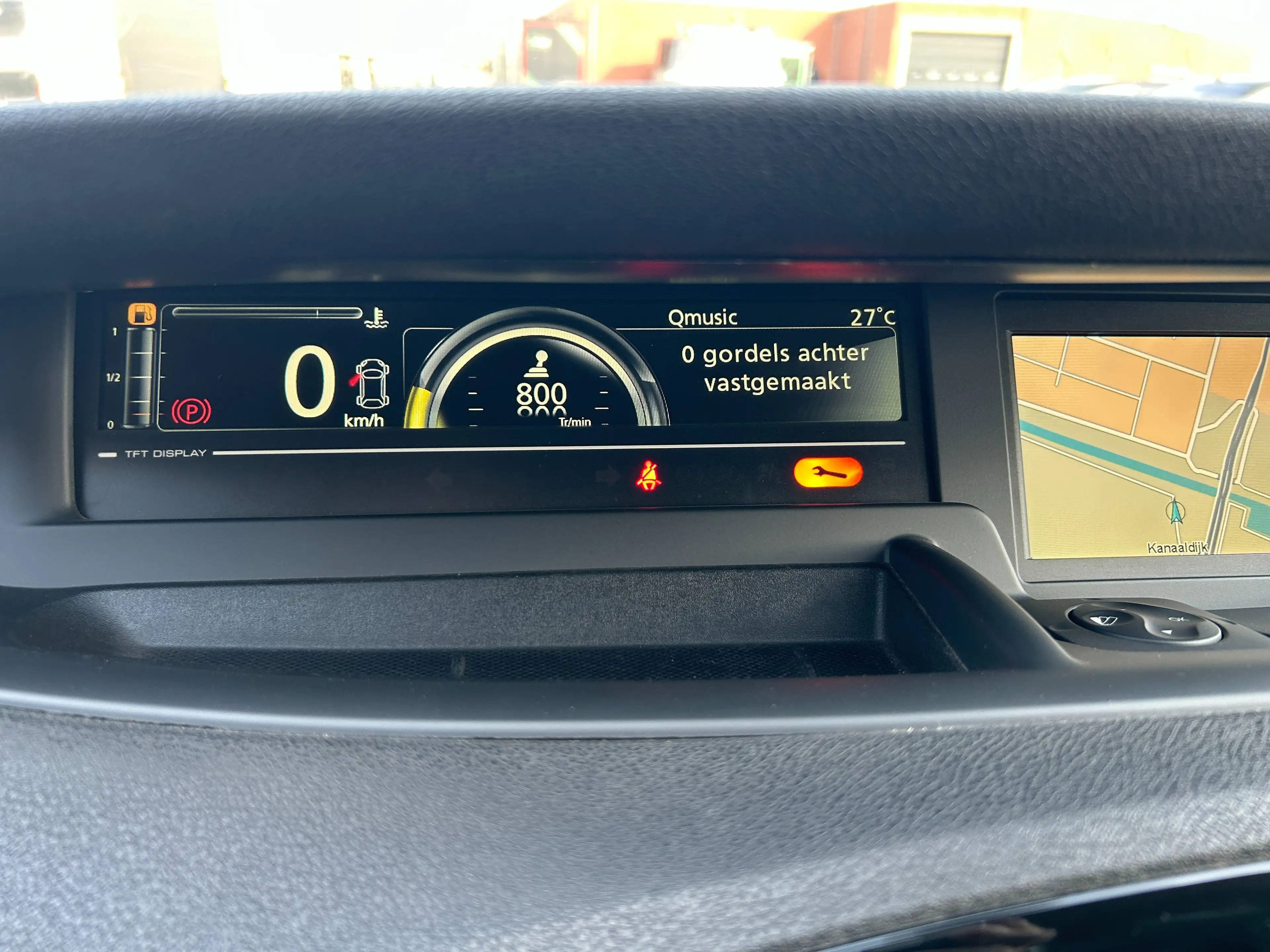 Renault Scenic — photo 14