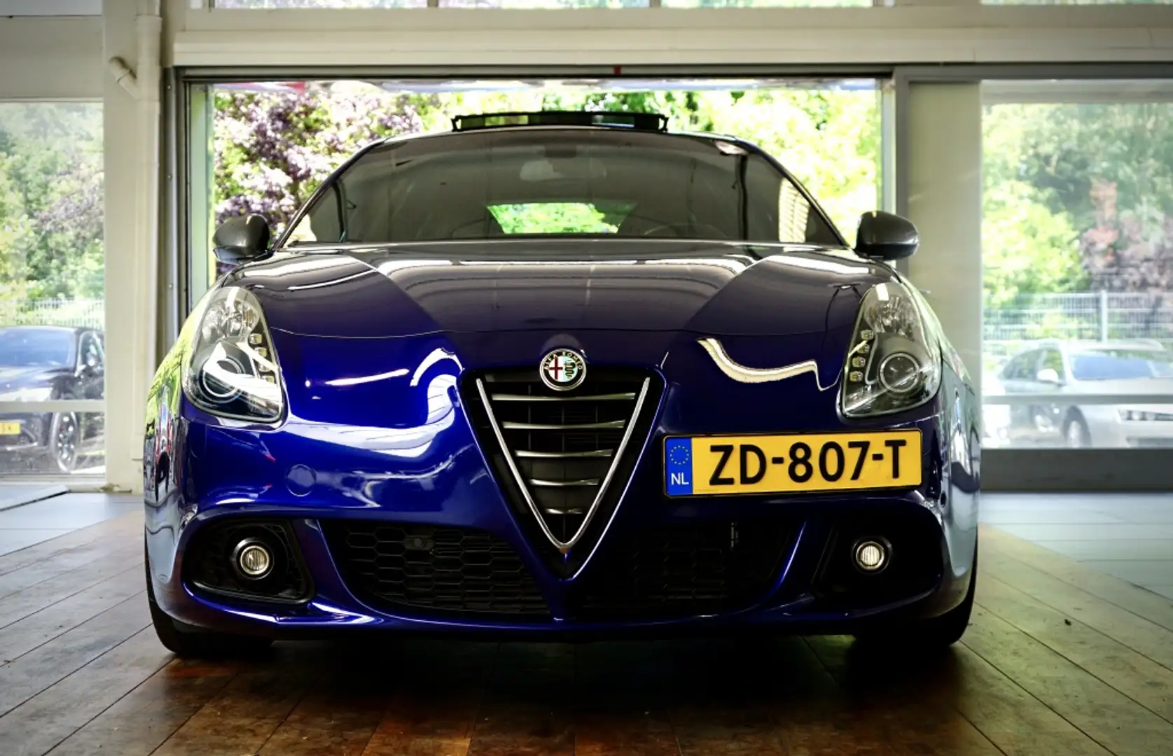 Alfa Romeo Giulietta 1.4 T QV LINE | automaat | | Schakel flippers | | Blauw - 2