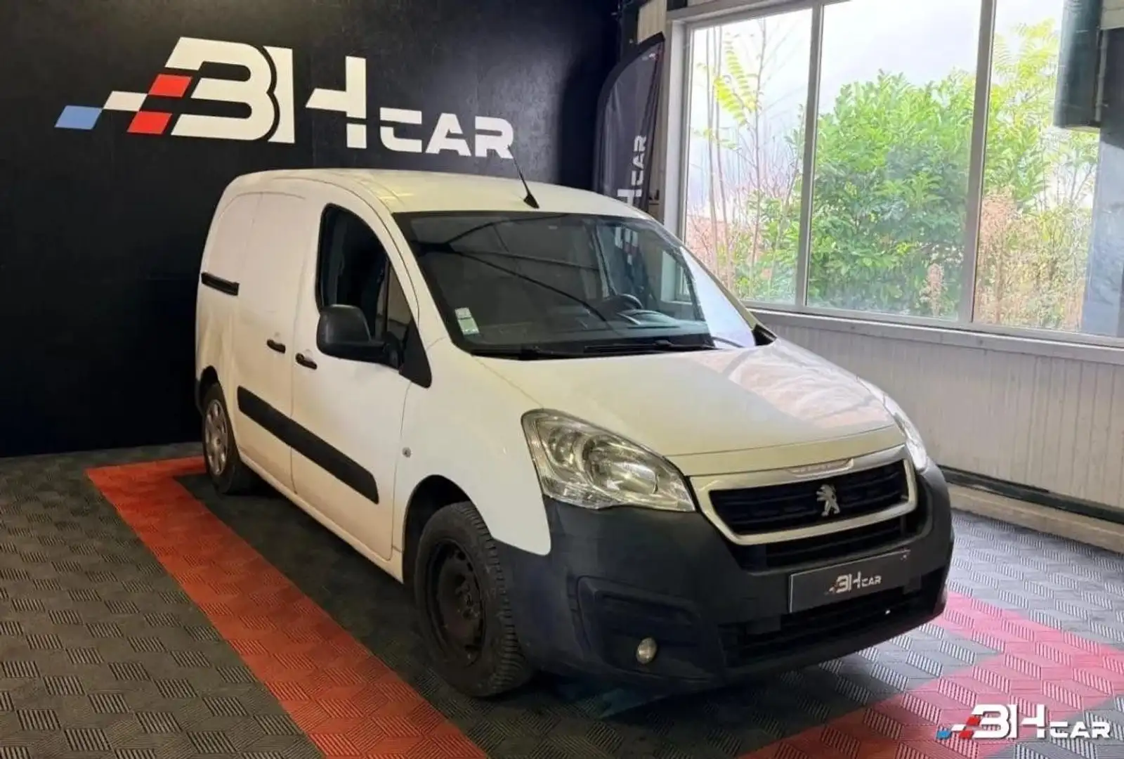 Peugeot Partner Vu FOURGON 1.6 BLUEHDI 100 120L1H1 PREMIUM PACK START-STOP Weiß - 1